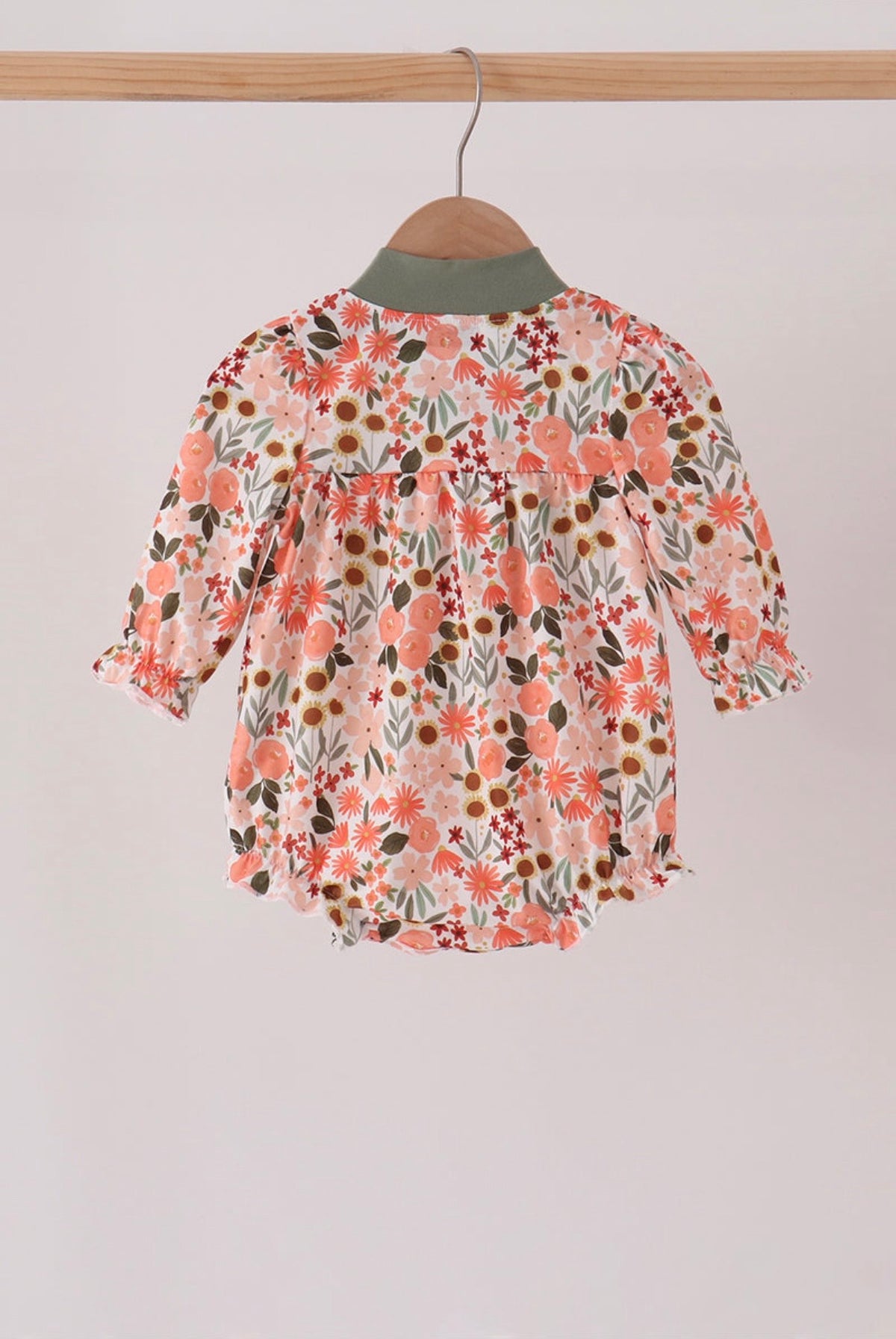 Falling for Floral Bubble