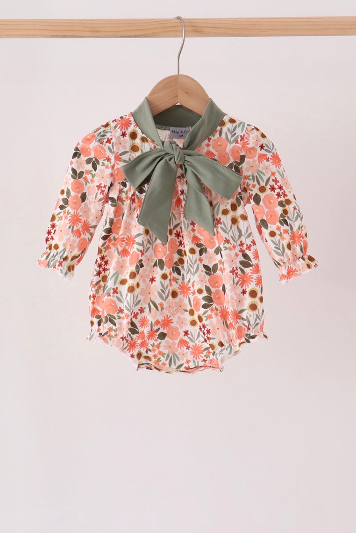 Falling for Floral Bubble