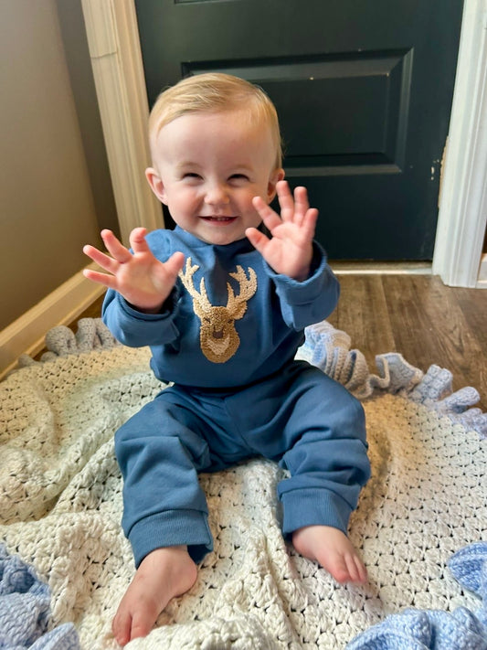 Deer Appliqué Jogger Set